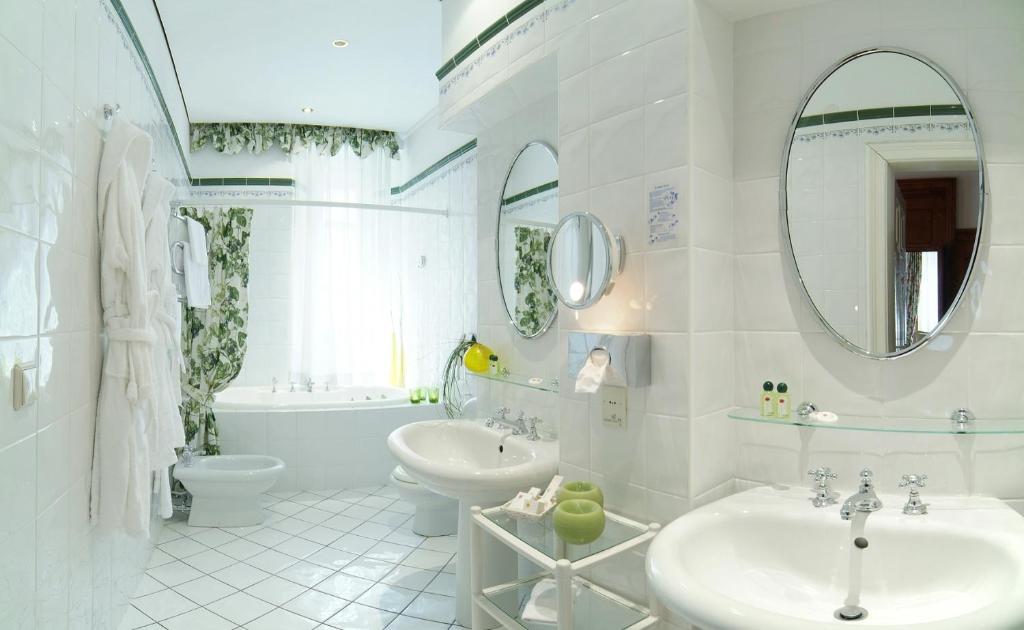 Villa Solitude Bad Gastein Quarto foto
